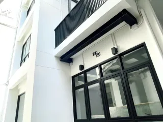 For sale and for rent 2 bedrooms townhouse in Phra Khanong, Bangkok