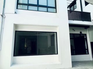 For sale and for rent 2 bedrooms townhouse in Phra Khanong, Bangkok