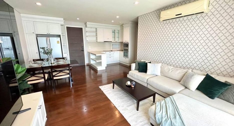 For rent 2 bedrooms condo in Watthana, Bangkok