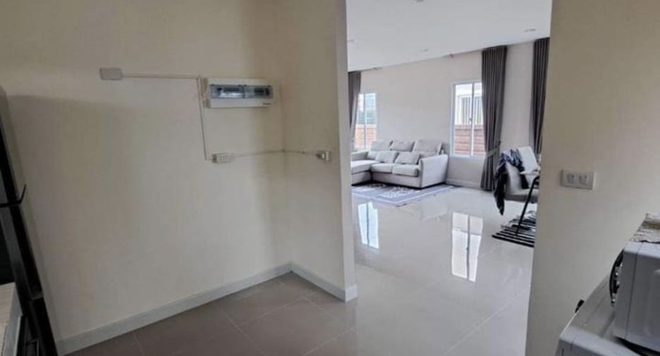 Haus zur Miete mit 3 Zimmer in Mueang Phuket, Phuket