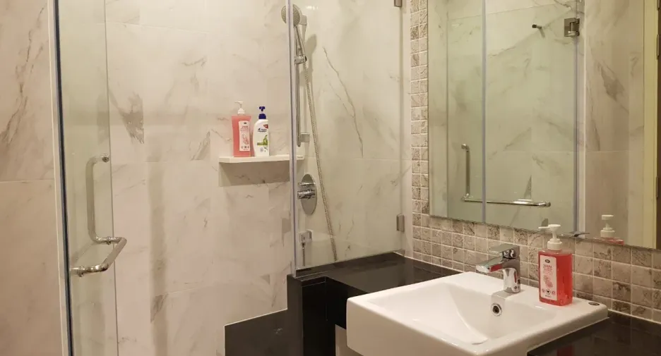 For rent 1 bed condo in Khlong San, Bangkok