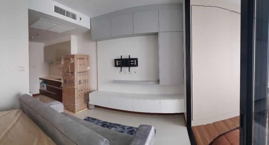 For rent 1 bed condo in Khlong San, Bangkok
