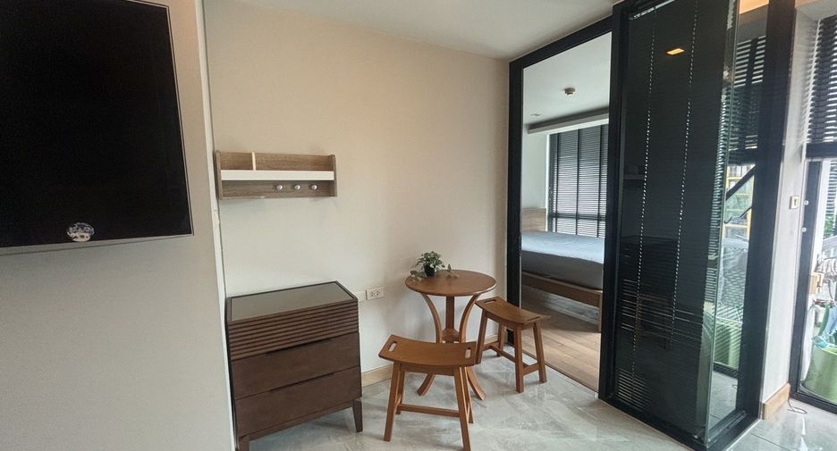 For rent 1 bed condo in Khlong Toei, Bangkok