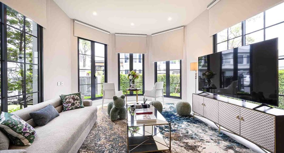 For sale and for rent 4 bedrooms house in Bang Kapi, Bangkok