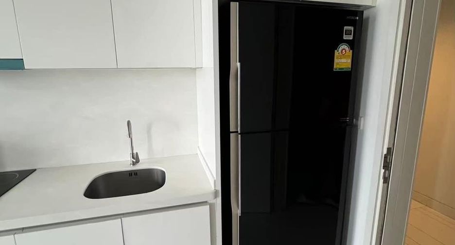 For rent studio condo in Sathon, Bangkok