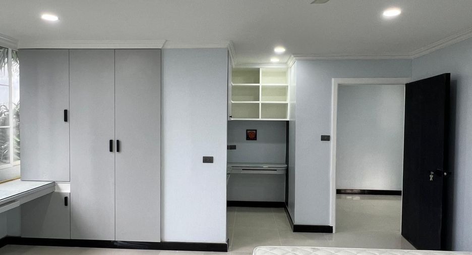 ขาย 4 ห้องนอน คอนโด ใน วัฒนา, กรุงเทพฯ