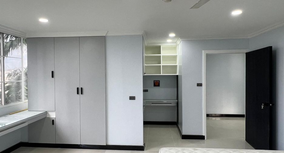 ขาย 4 ห้องนอน คอนโด ใน วัฒนา, กรุงเทพฯ