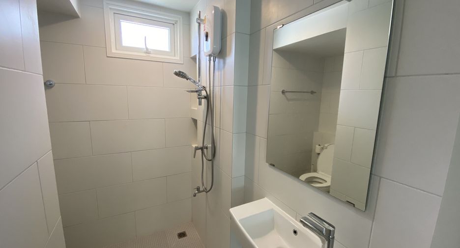 For rent 4 bedrooms house in Thalang, Phuket
