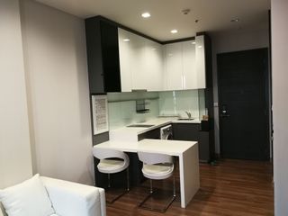 For rent 1 bed condo in Huai Khwang, Bangkok