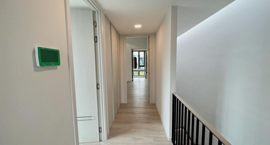 Haus zur Miete mit 4 Zimmer in Saphan Sung, Bangkok