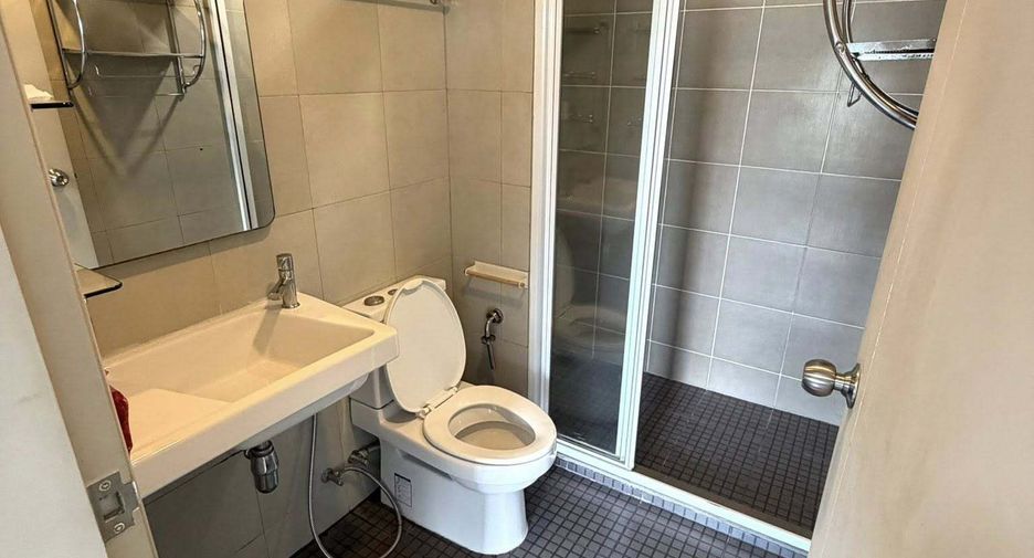 À vendre 1 chambre condo à Bang Na, Bangkok