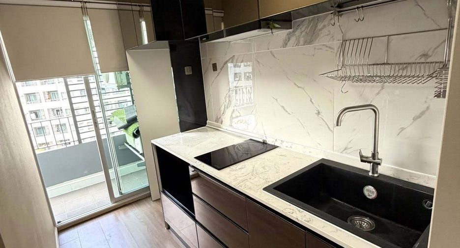 À vendre 1 chambre condo à Bang Na, Bangkok