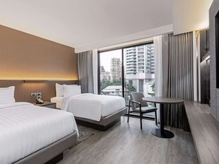 Wohnung zur Miete mit 3 Zimmer in Khlong Toei, Bangkok