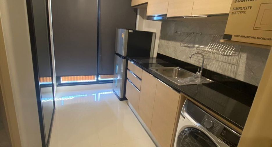 For rent 1 bed condo in Yan Nawa, Bangkok
