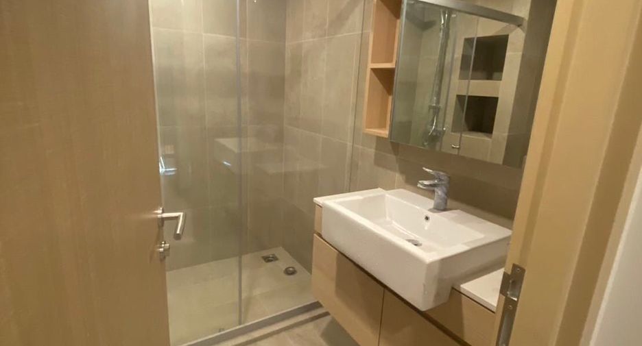 For rent 1 bed condo in Yan Nawa, Bangkok