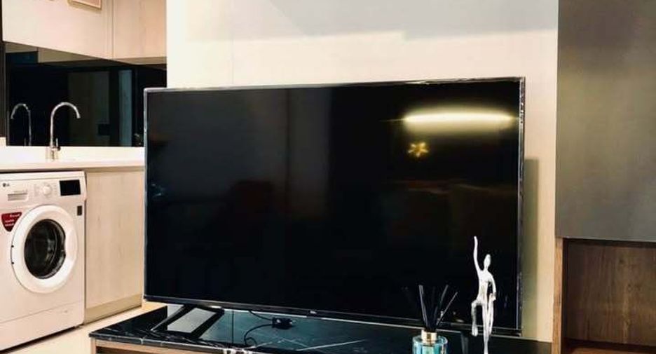 For rent 1 bed condo in Pathum Wan, Bangkok