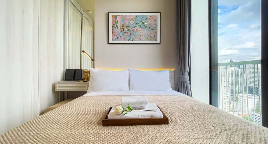 For rent 2 bedrooms condo in Watthana, Bangkok