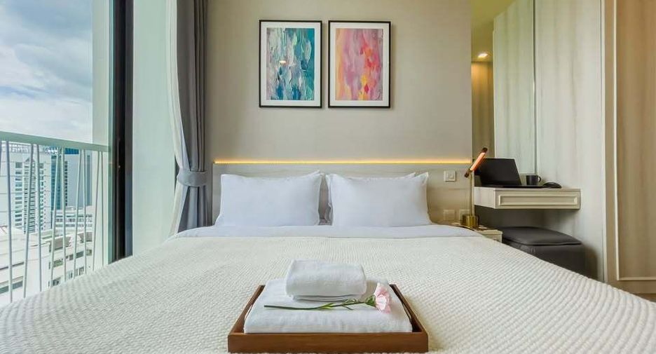 For rent 2 bedrooms condo in Watthana, Bangkok
