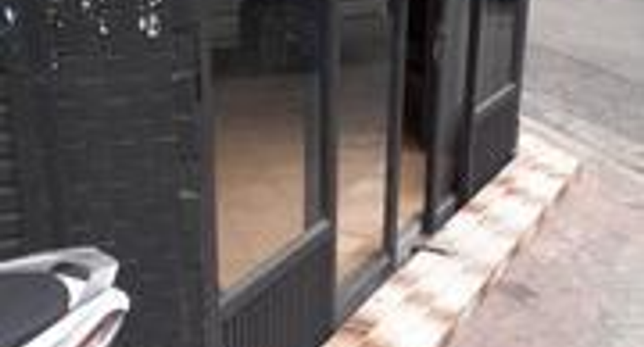 For sale and for rent retail Space in Din Daeng, Bangkok
