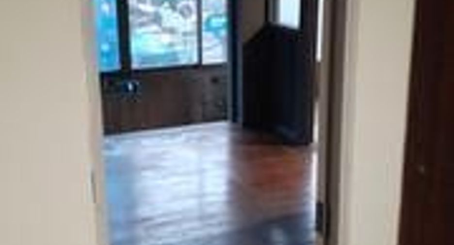 For sale and for rent retail Space in Din Daeng, Bangkok