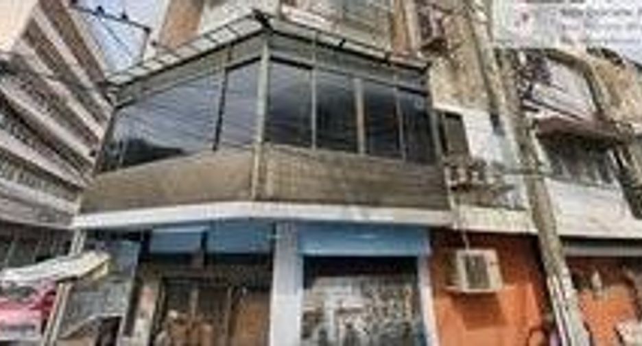 For sale and for rent retail Space in Din Daeng, Bangkok