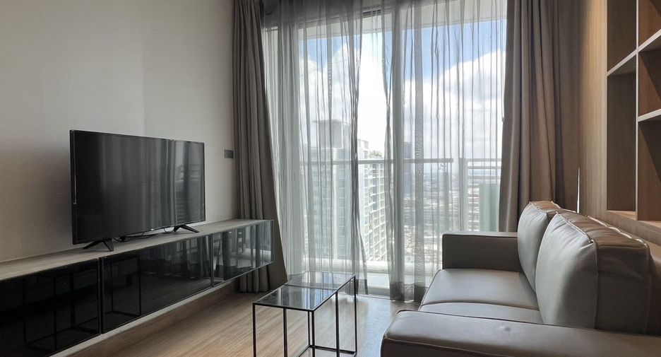 For rent 2 bedrooms condo in Khlong Toei, Bangkok