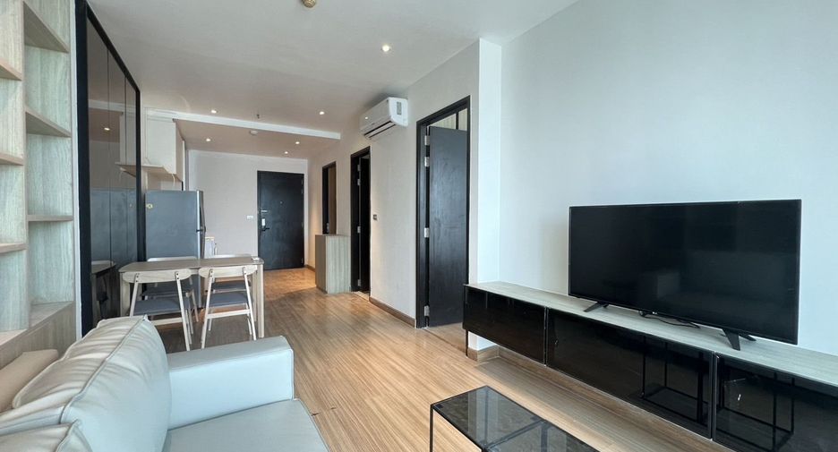 For rent 2 bedrooms condo in Khlong Toei, Bangkok