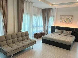 For rent 4 bedrooms house in Mueang Phuket, Phuket