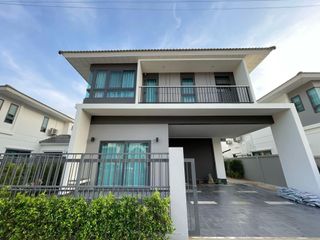 For rent 4 bedrooms house in Mueang Phuket, Phuket