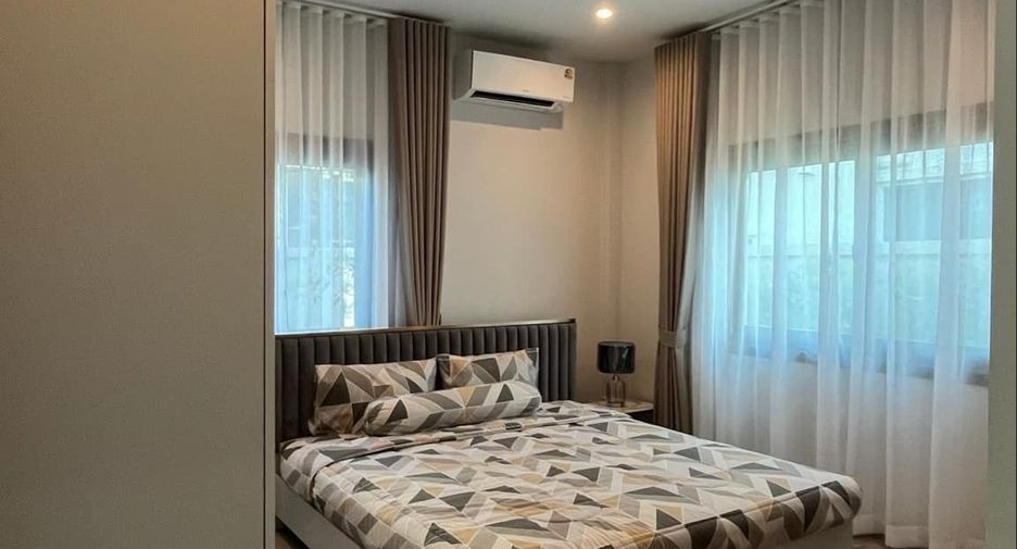 For rent 4 bedrooms house in Mueang Phuket, Phuket