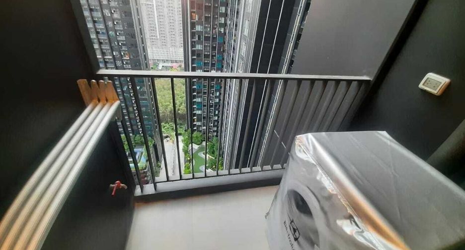 For rent and for sale studio condo in Huai Khwang, Bangkok