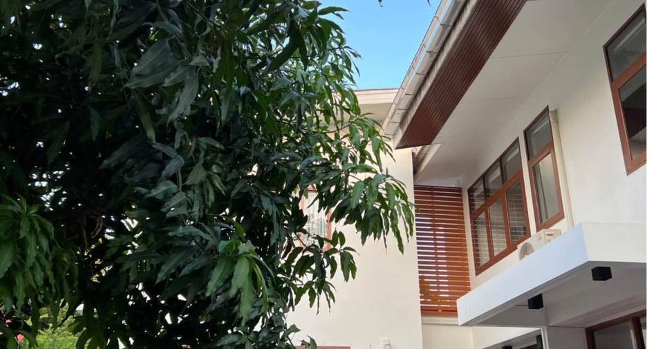 Casa en alquiler de 6 habitaciones en Chatuchak, Bangkok