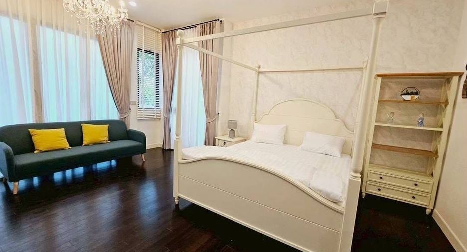 For rent 7 bedrooms house in Bang Kapi, Bangkok