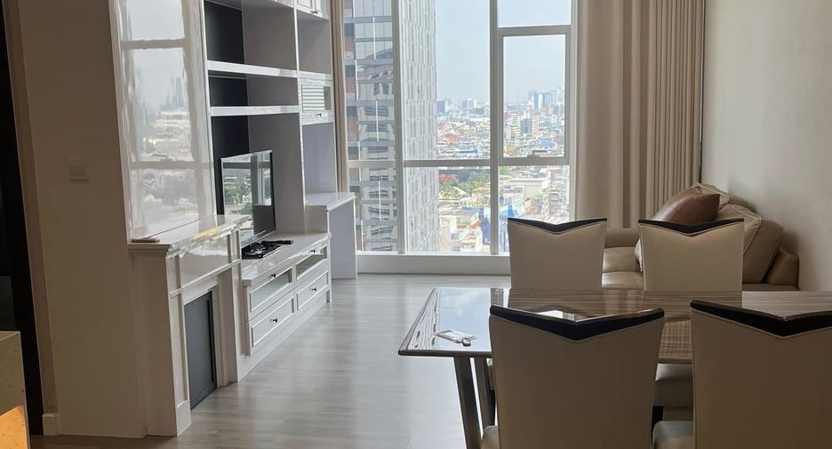 For rent 2 bedrooms condo in Sathon, Bangkok