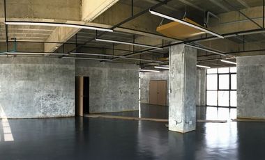 For rent office in Khlong Toei, Bangkok