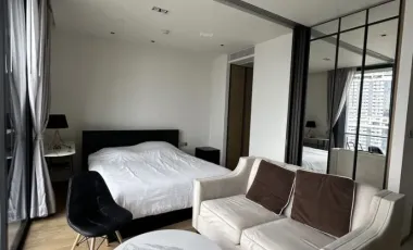 For rent studio condo in Khlong Toei, Bangkok