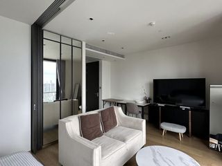 Wohnung zur Miete mit Studio in Khlong Toei, Bangkok