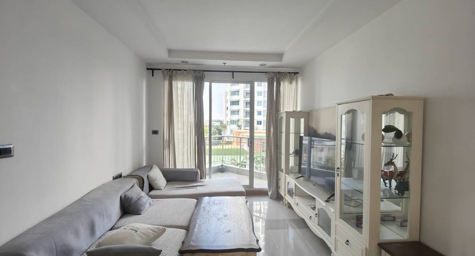Condo en alquiler de 2 habitaciones en Huai Khwang, Bangkok