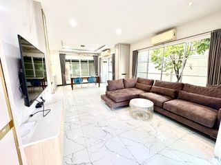 For rent 3 ベッドルーム house in Phasi Charoen, Bangkok