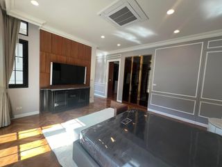 For sale 5 ベッドルーム house in Yan Nawa, Bangkok