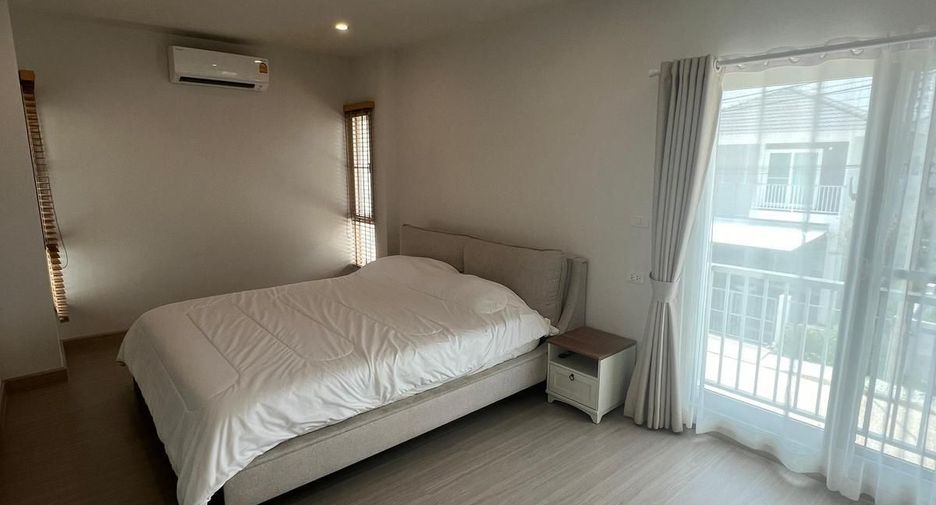Haus zur Miete mit 3 Zimmer in Mueang Phuket, Phuket