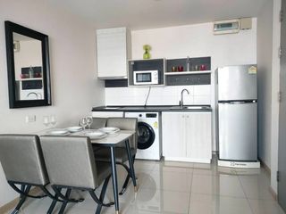 Wohnung zur Miete mit 2 Zimmer in Huai Khwang, Bangkok