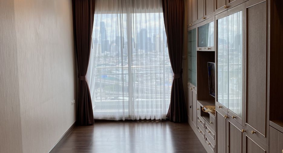 For sale 1 bed condo in Bang Kho Laem, Bangkok
