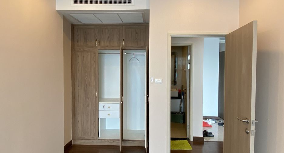 For sale 1 bed condo in Bang Kho Laem, Bangkok