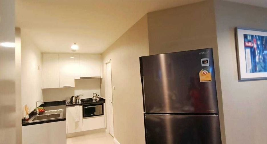 For rent 5 bedrooms condo in Huai Khwang, Bangkok