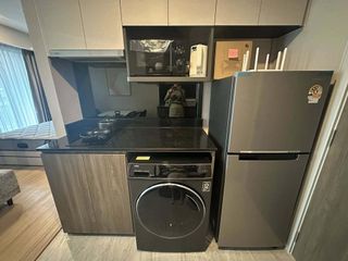 Condo en alquiler de 1 habitaciones en Huai Khwang, Bangkok