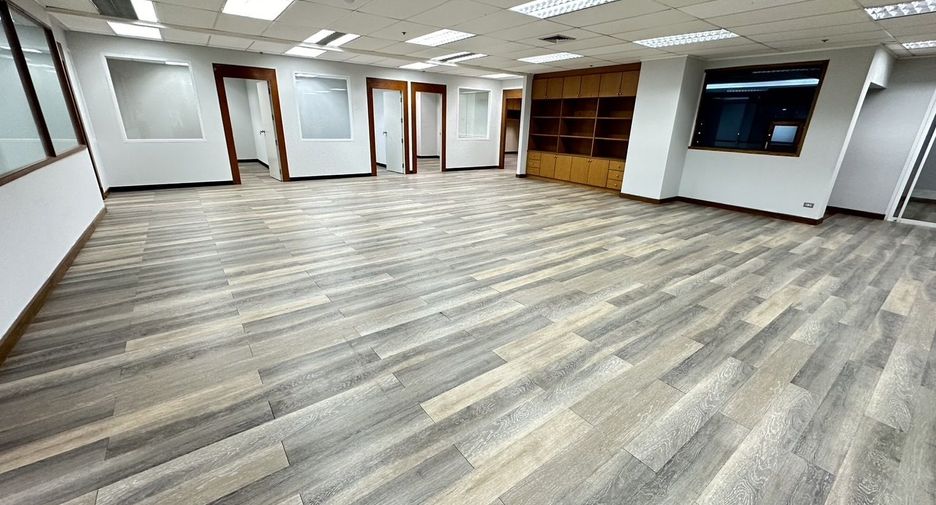 For rent office in Watthana, Bangkok