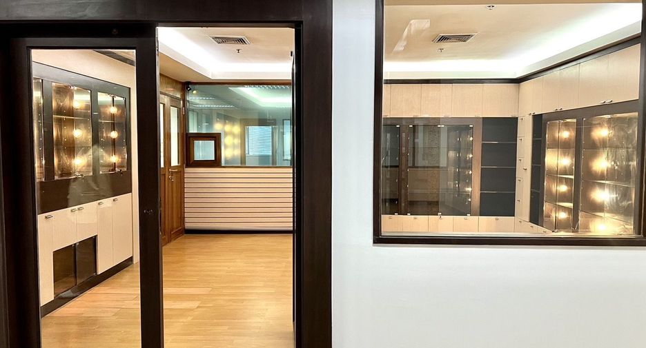 For rent office in Watthana, Bangkok