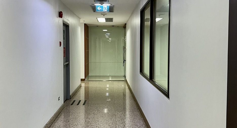 For rent office in Watthana, Bangkok