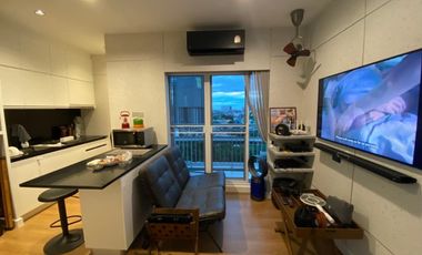 Wohnung zum Kauf mit 1 Zimmer in Thon Buri, Bangkok